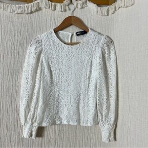 Alice Blue White Lace Blouse Long Sleeve Elastic Hem size Medium